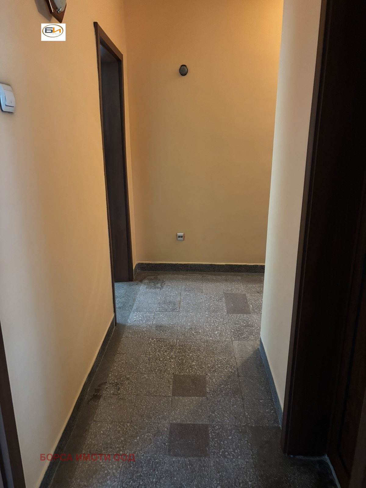 Продава 3-СТАЕН, гр. Враца, Център, снимка 9 - Апартаменти - 54751125