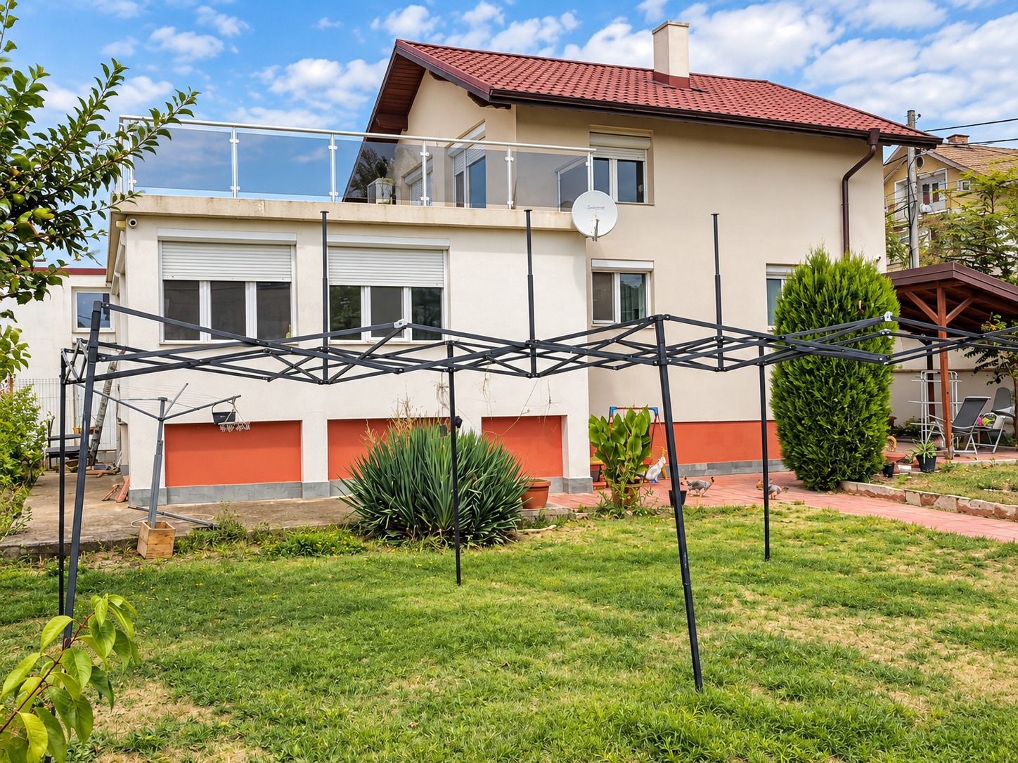 Продава КЪЩА, с. Голяновци, област София област