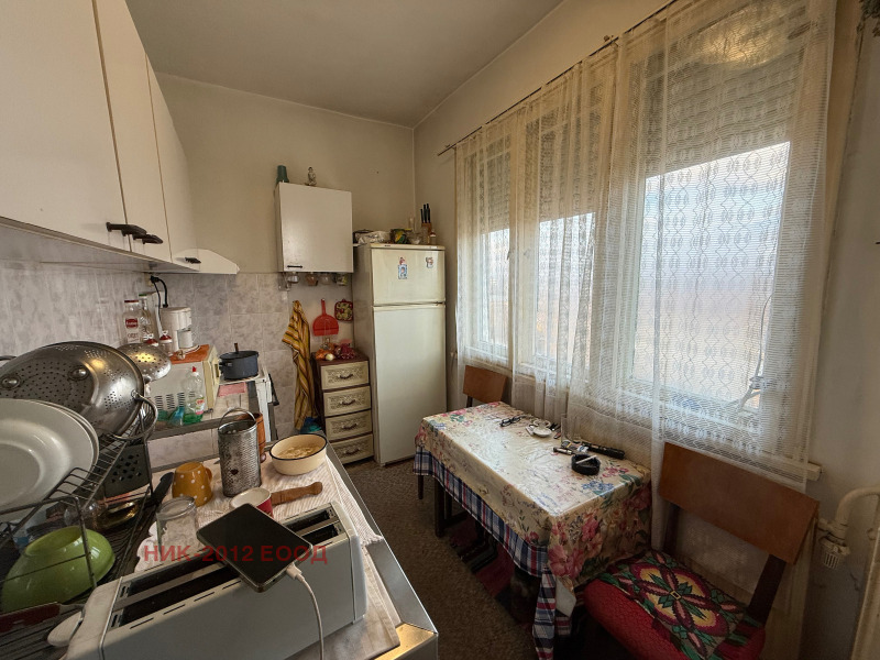 Продава 2-СТАЕН, гр. Шумен, Херсон, снимка 2 - Апартаменти - 51862434