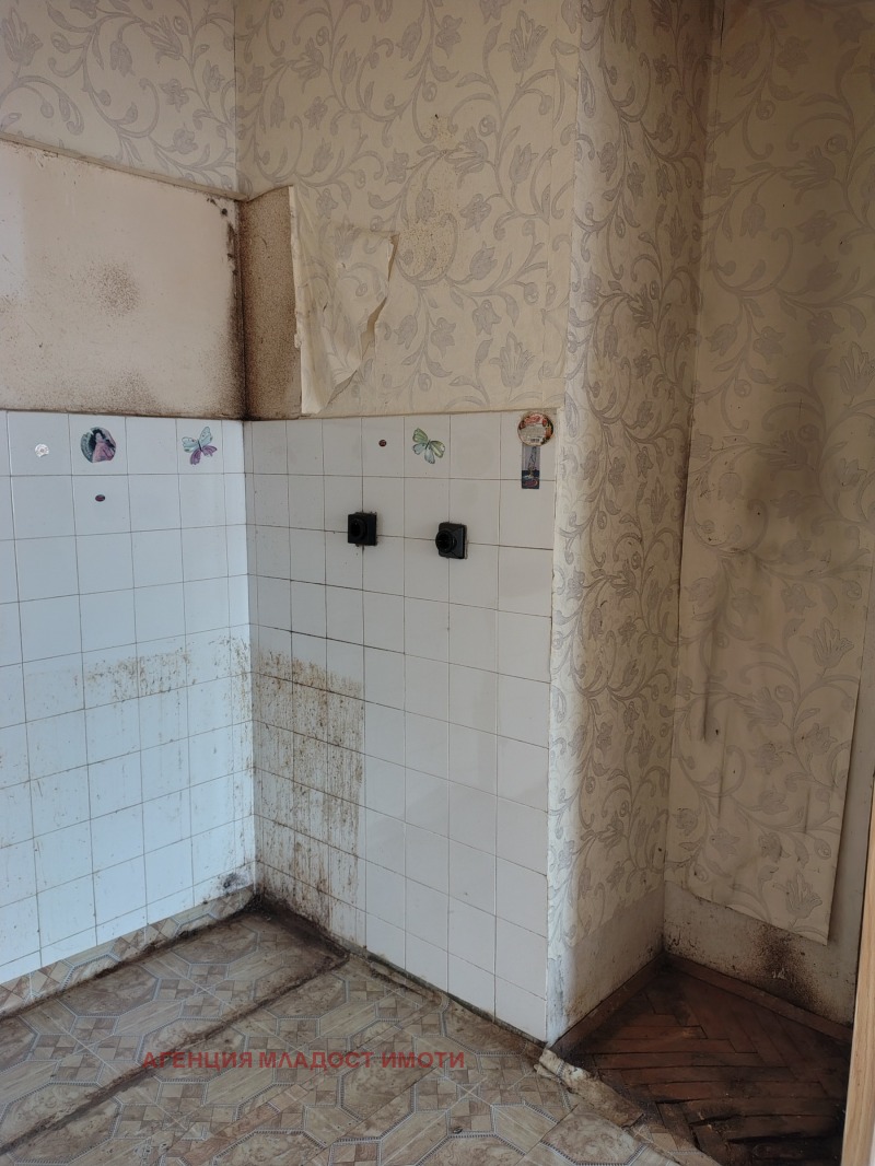 Продава 2-СТАЕН, гр. София, Борово, снимка 14 - Апартаменти - 52821958