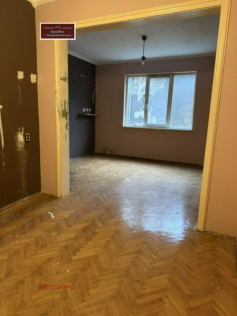 Продава 2-СТАЕН, гр. София, Яворов, снимка 2 - Апартаменти - 53149757