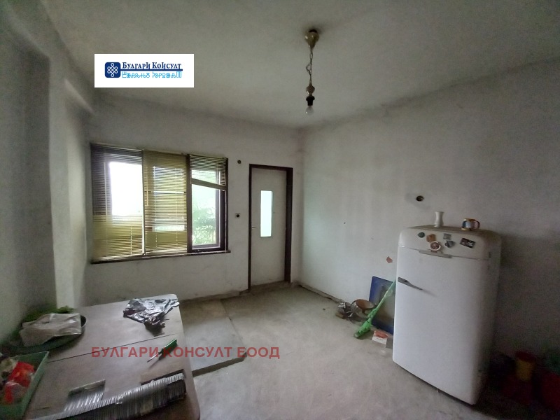 Продава  3-стаен град Кюстендил , Център , 77 кв.м | 87422362 - изображение [7]