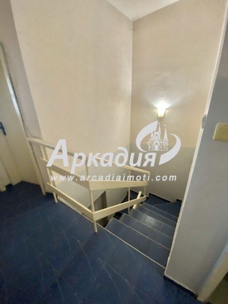 For Sale  3+ bedroom Plovdiv , Vastanicheski , 130 sq.m | 54952594 - image [8]