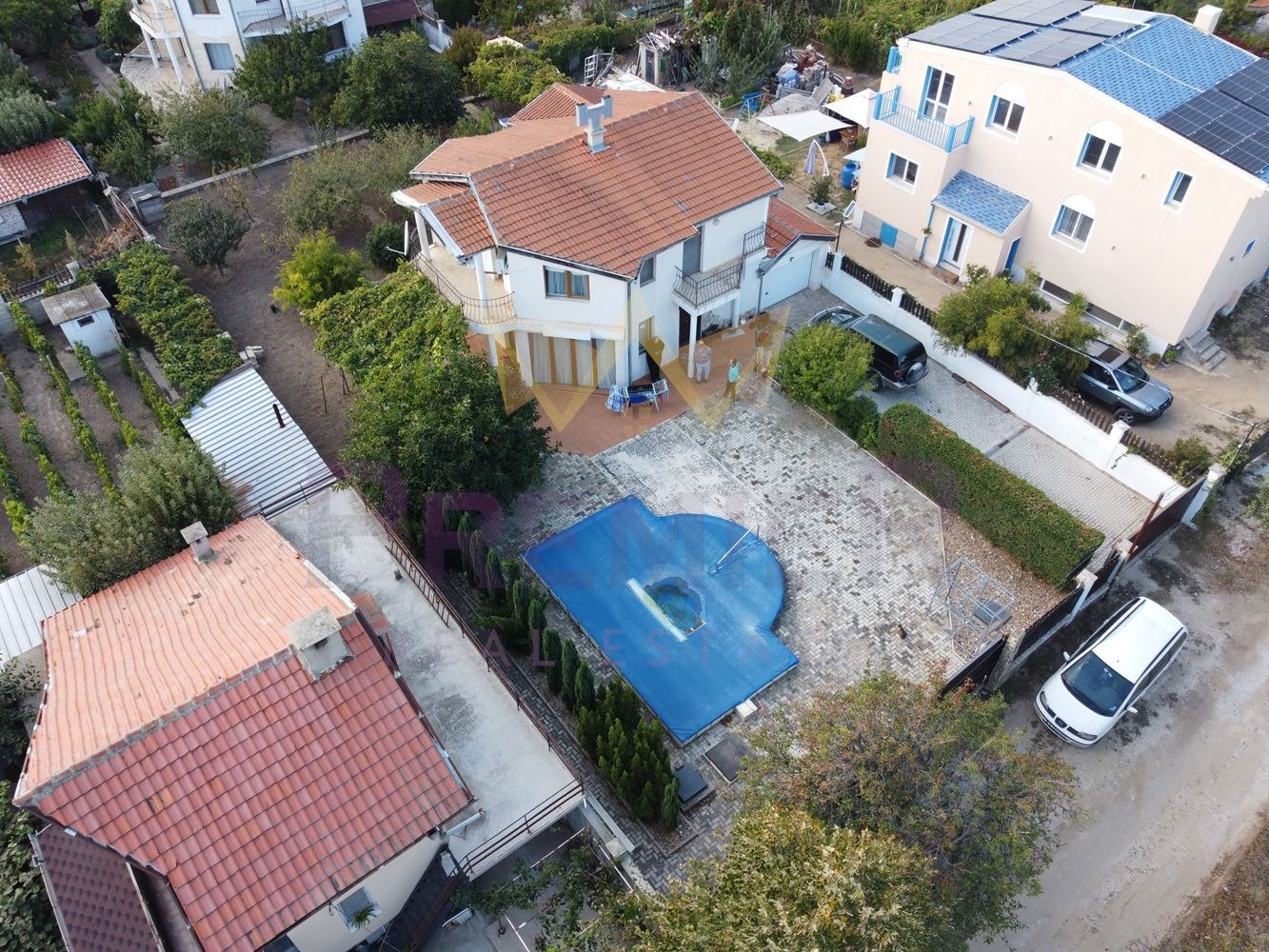 Продава КЪЩА, гр. Варна, м-т Ракитника, снимка 2 - Къщи - 54211800