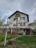 Продава КЪЩА, с. Драгичево, област Перник, снимка 1