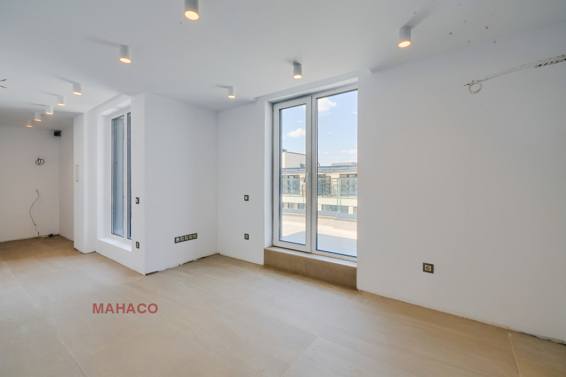 À venda  1 quarto Sofia , Studentski grad , 128 m² | 10320577