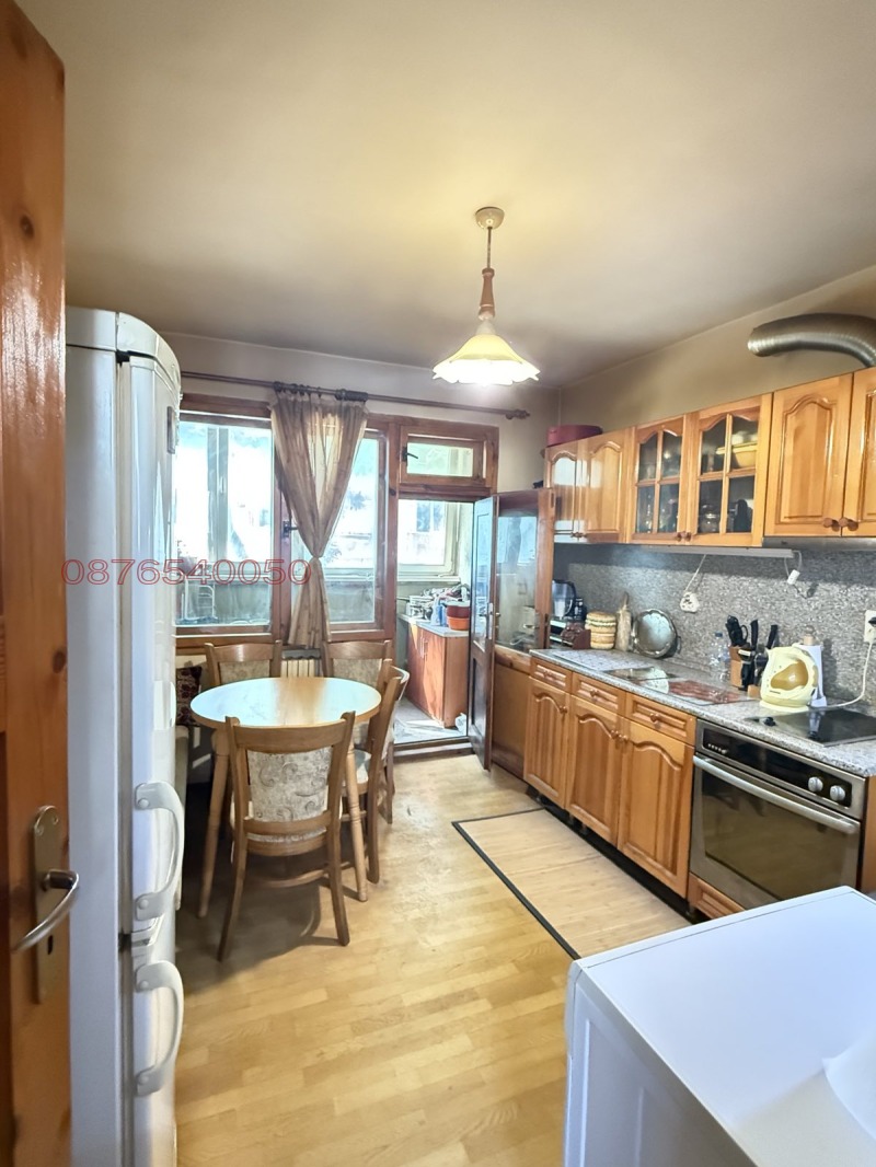 Продава 3-СТАЕН, гр. Варна, Окръжна болница-Генерали, снимка 3 - Апартаменти - 53114259