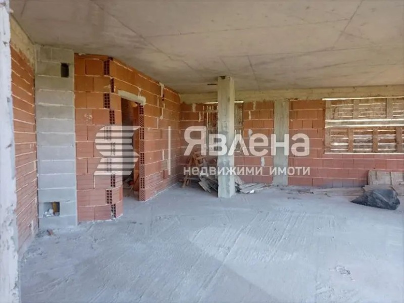 Продава КЪЩА, с. Изгрев, област Благоевград, снимка 2 - Къщи - 52483837