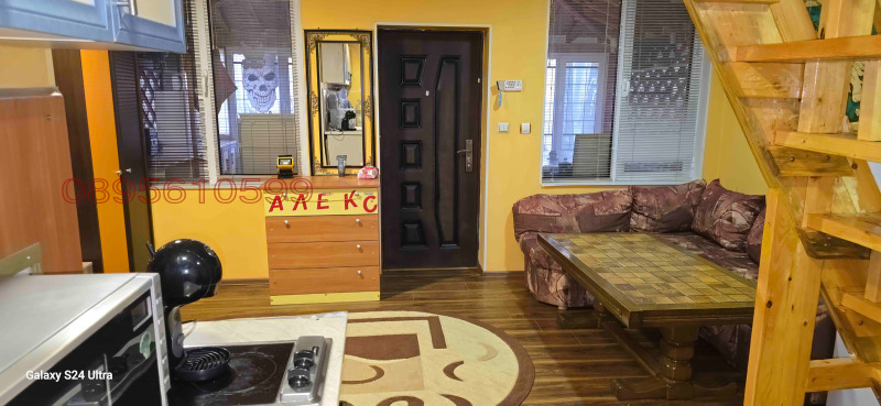 Продава ВИЛА, гр. Кубрат, област Разград, снимка 10 - Вили - 52891399