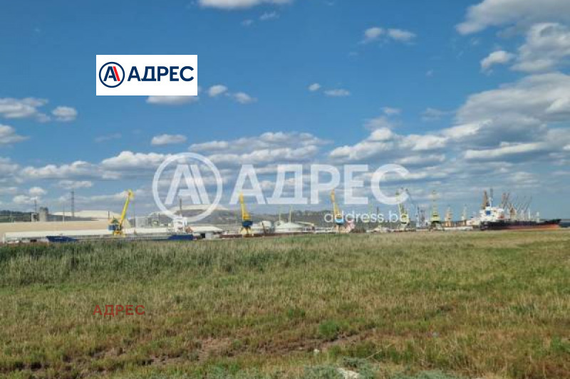 Продава ПАРЦЕЛ, област Варна, гр. Белослав • 125775 € / 245994.52 лв. • 37933137 1