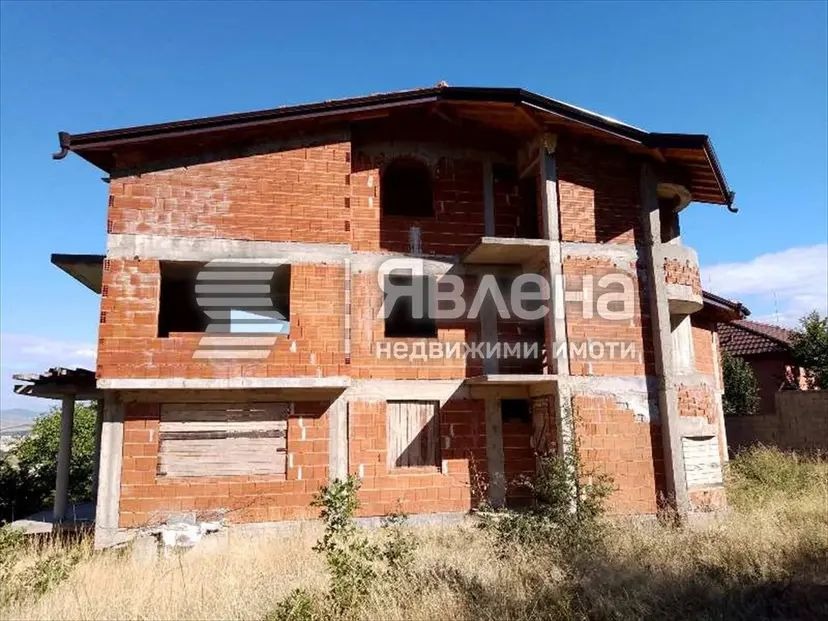 Продава КЪЩА, с. Изгрев, област Благоевград, снимка 2 - Къщи - 54050062
