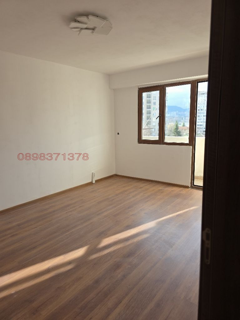 Продава 1-СТАЕН, град Шумен, Тракия • 130000 лв. / 66467.94 € • 55838356 1