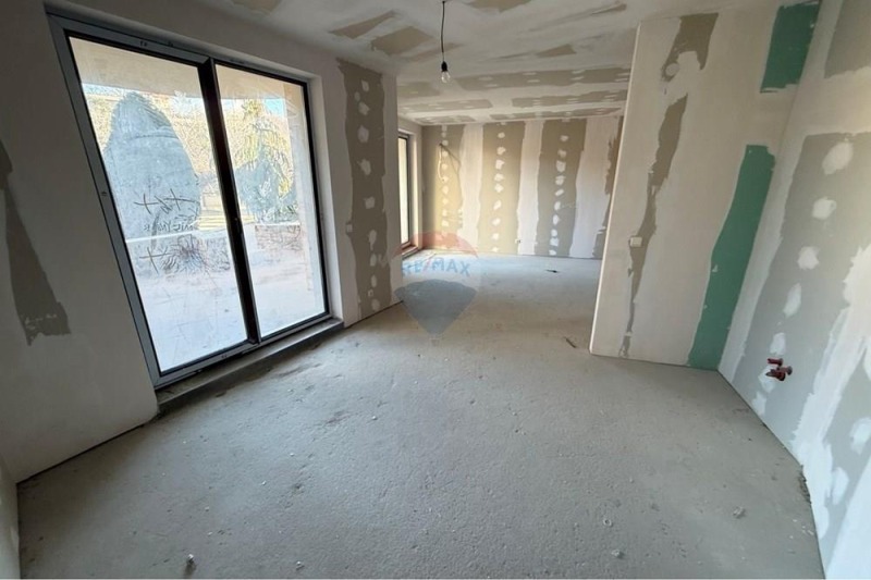 Продава 3-СТАЕН, гр. Варна, Бриз, снимка 3 - Апартаменти - 53109587