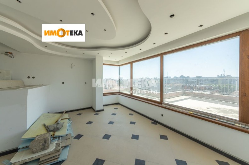 Продава  Многостаен град Варна , Базар Левски , 302 кв.м | 72702214 - изображение [2]