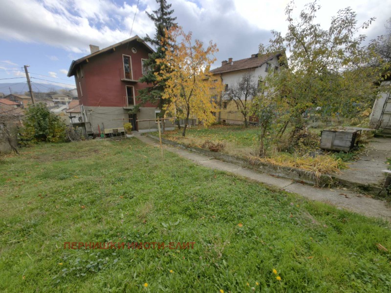 Продава КЪЩА, гр. Перник, Ралица, снимка 15 - Къщи - 52388236