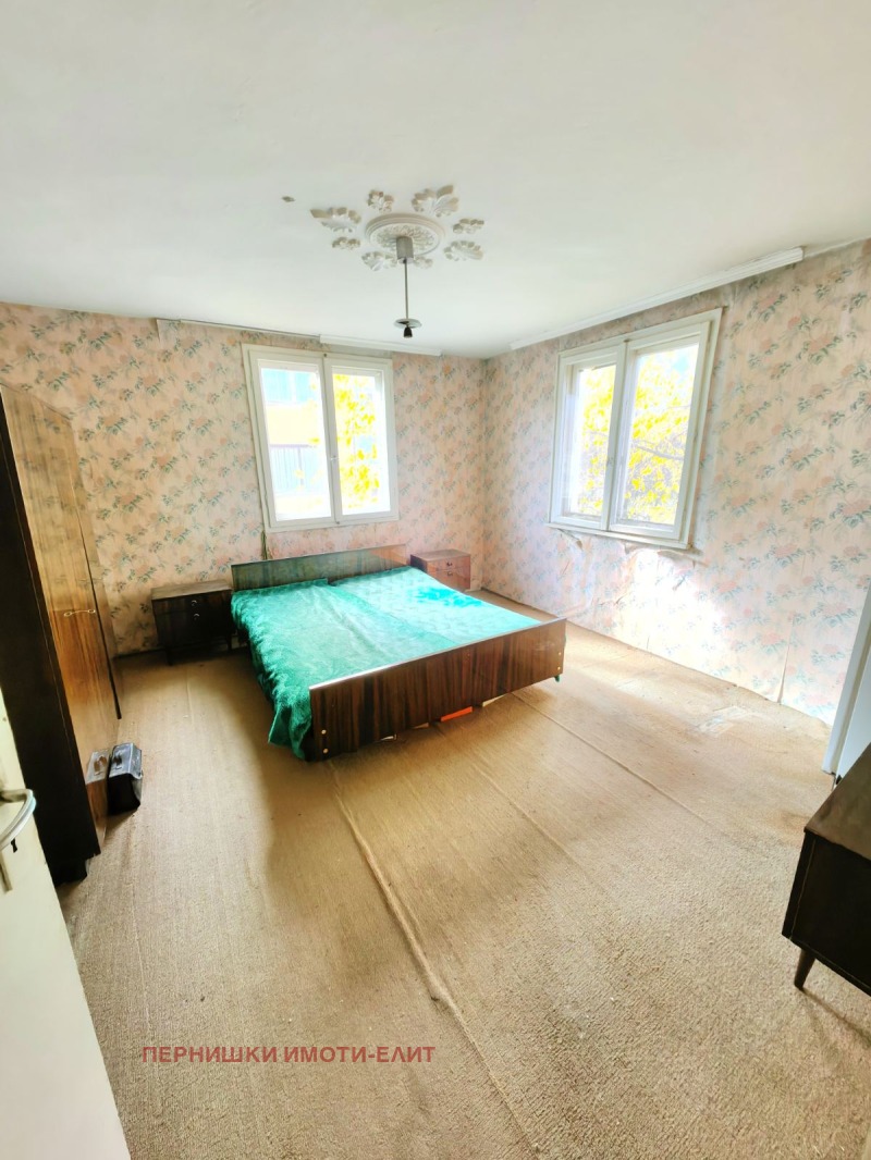 Продава КЪЩА, гр. Перник, Ралица, снимка 7 - Къщи - 52388236