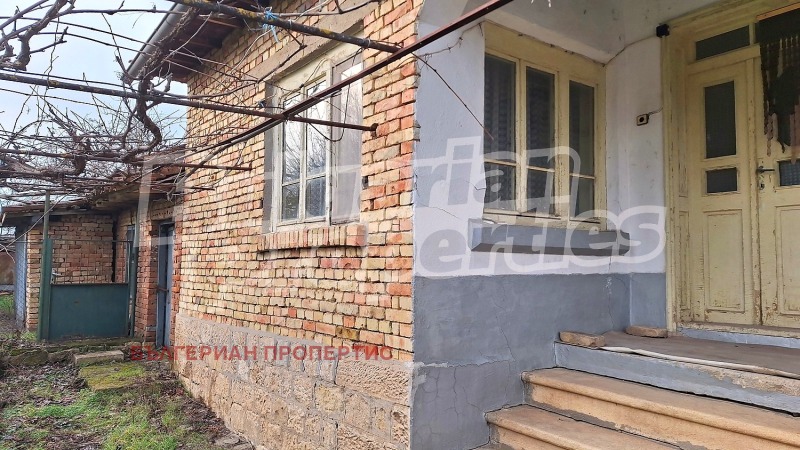 Продава КЪЩА, с. Червенци, област Варна, снимка 9 - Къщи - 53468229