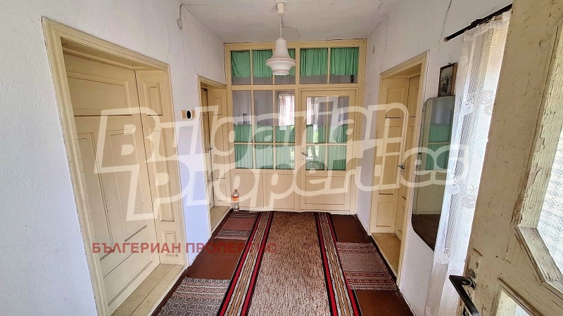 Продава КЪЩА, с. Червенци, област Варна, снимка 3 - Къщи - 53468229