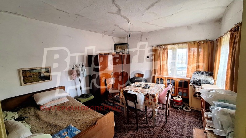 Продава КЪЩА, с. Червенци, област Варна, снимка 11 - Къщи - 53468229