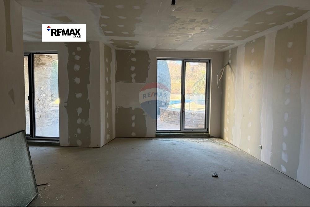 Продава 3-СТАЕН, гр. Варна, Бриз, снимка 2 - Апартаменти - 53109587
