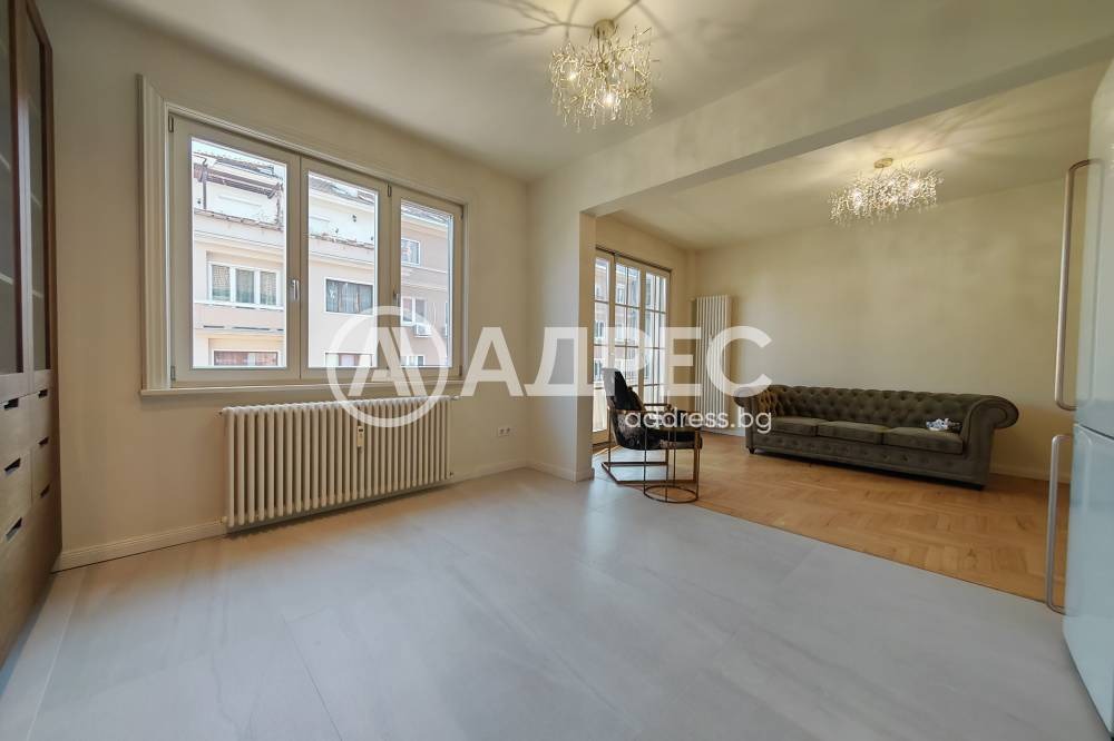 Продава 3-СТАЕН, гр. София, Център, снимка 2 - Апартаменти - 53650834