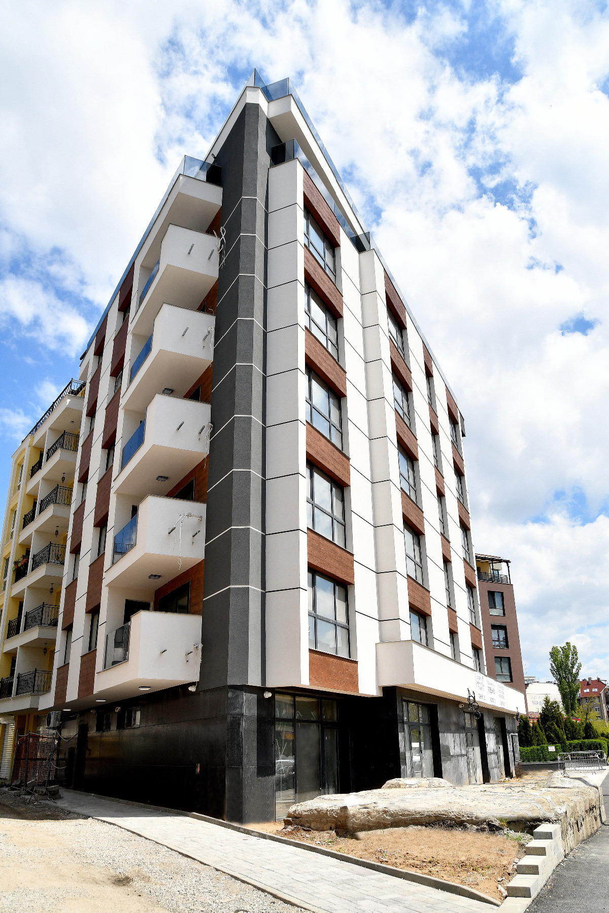 Продава 3-СТАЕН, гр. София, Люлин - център, снимка 2 - Апартаменти - 54480213