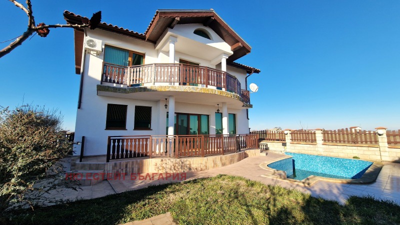 Продава КЪЩА в област Добрич, с. Божурец - 131 кв.м / 135 000 € » 264 037.05 лв., НЮ ЕСТЕЙТ БЪЛГАРИЯ