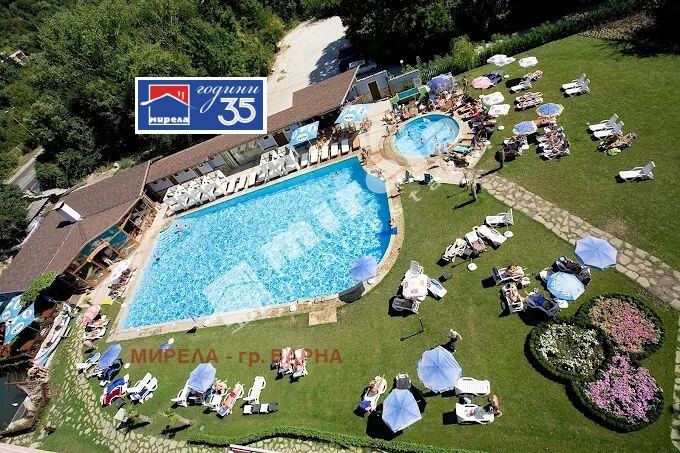 Продава 1-СТАЕН, гр. Варна, к.к. Св.Св. Константин и Елена, снимка 15 - Апартаменти - 54207206