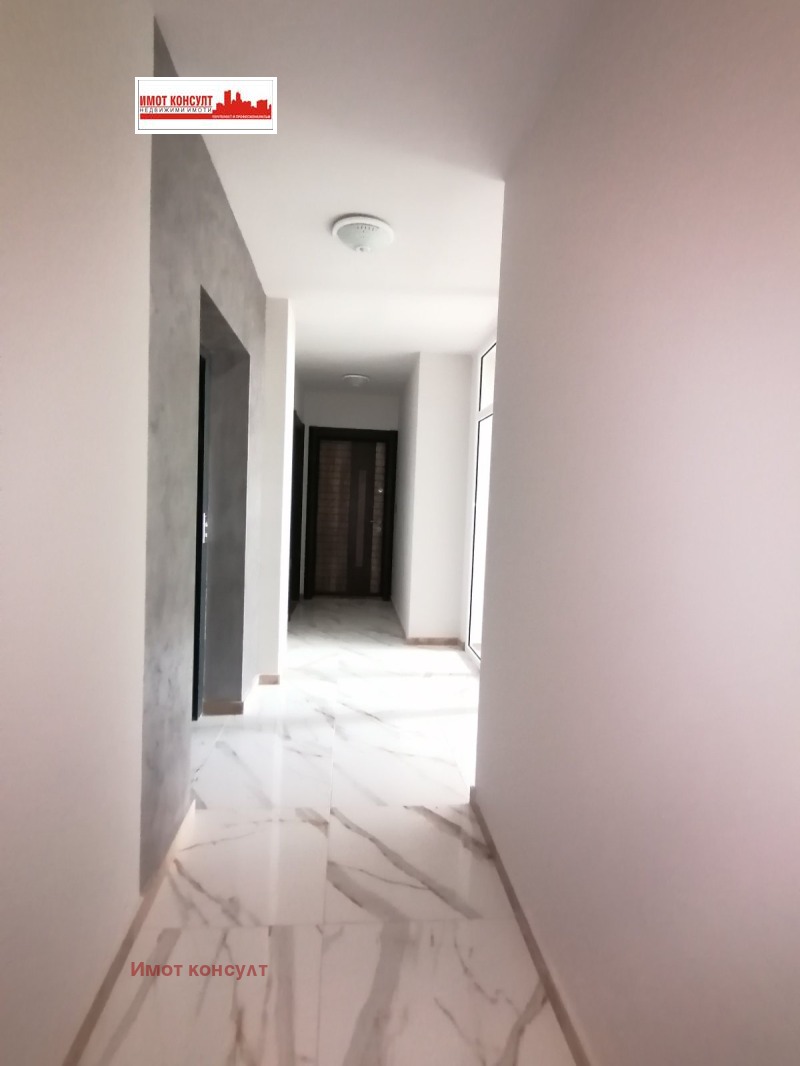 Продава 2-СТАЕН, гр. Пловдив, Кючук Париж, снимка 2 - Апартаменти - 53086584