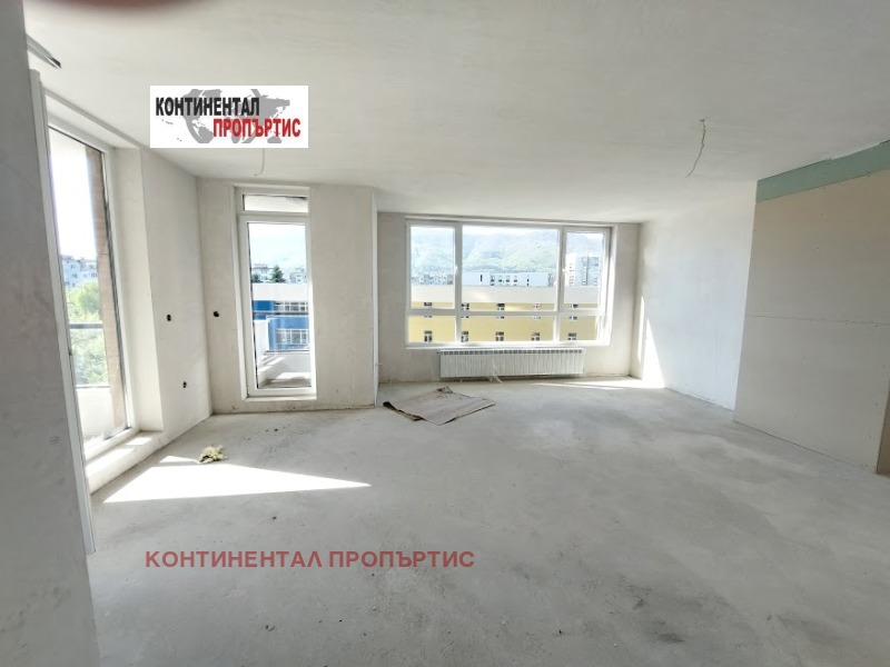 À venda  2 quartos Sofia , Mladost 4 , 143 m² | 72753178 - imagem [2]