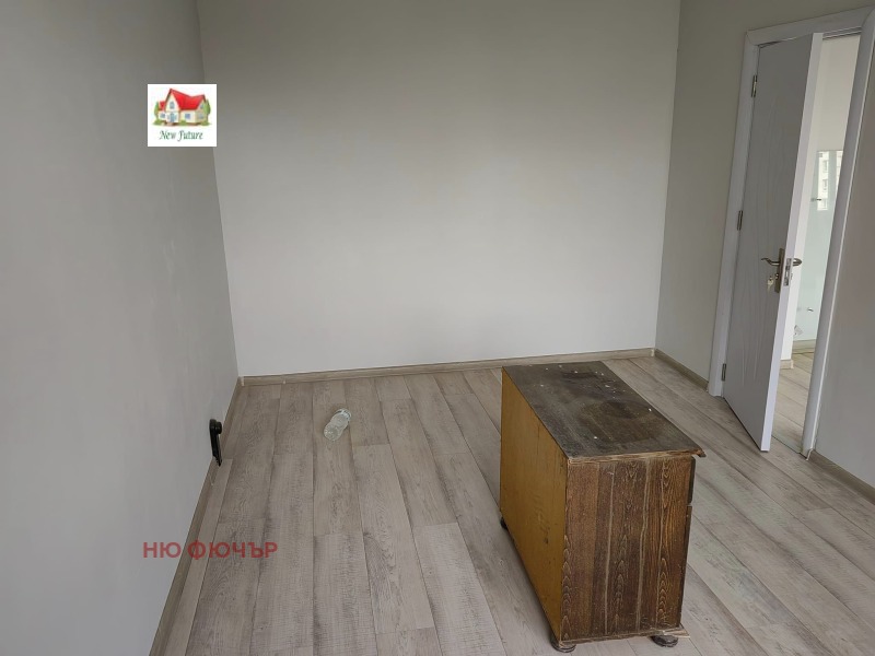 À venda  2 quartos Pernik , Iztok , 88 m² | 43554390 - imagem [8]