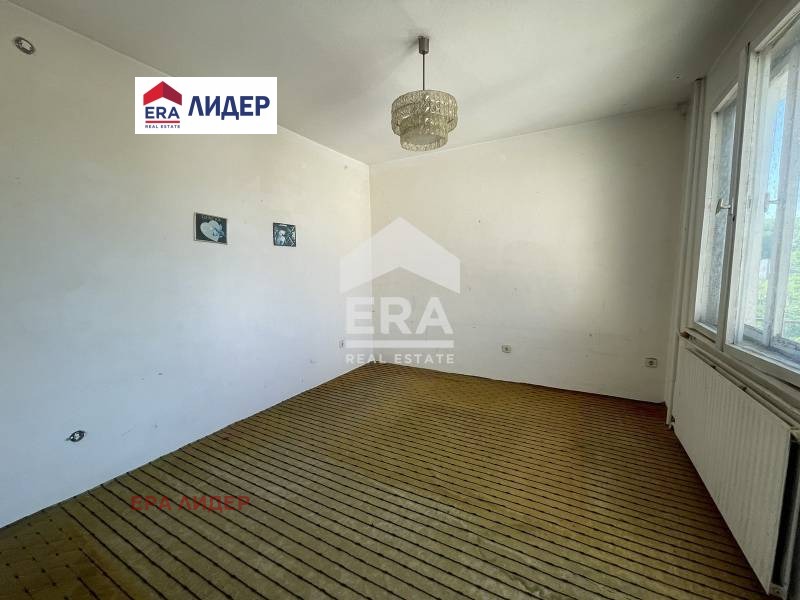 Продава  Къща област Русе , с. Николово , 216 кв.м | 21653803 - изображение [12]