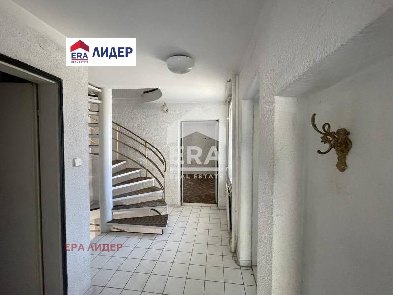 Продава  Къща област Русе , с. Николово , 216 кв.м | 21653803 - изображение [14]