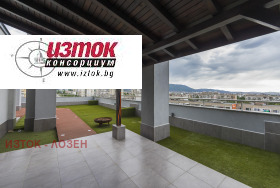 Μεζονέτα Μλαδοστ 3, Σοφηια 15