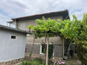 Haus Tscheschnegirowo, region Plowdiw 6