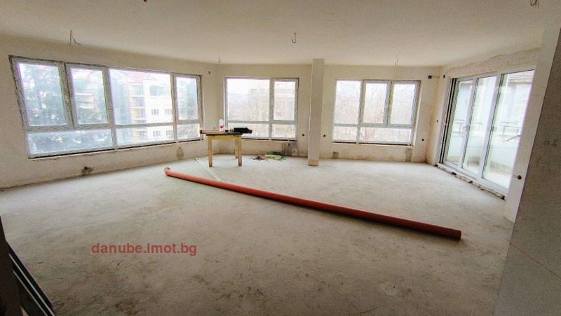 Zu verkaufen  3 Schlafzimmer Ruse , Zentar , 175 qm | 63818233