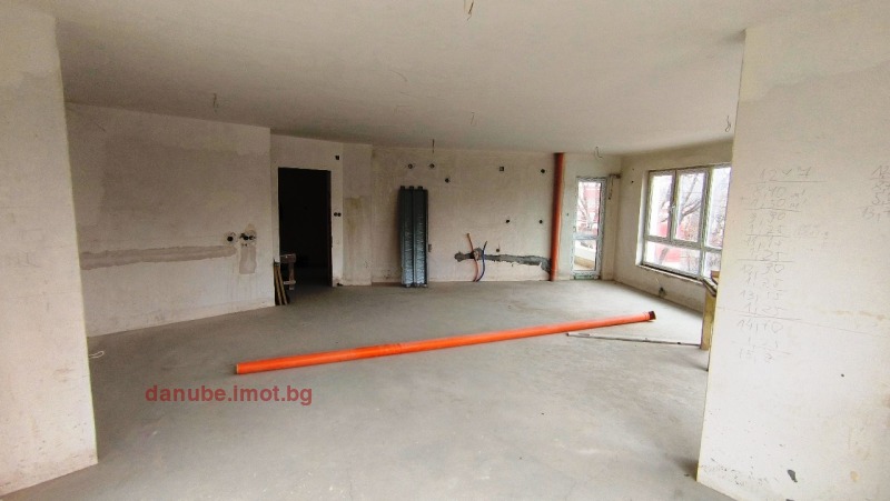 Zu verkaufen  3 Schlafzimmer Ruse , Zentar , 175 qm | 63818233 - Bild [2]