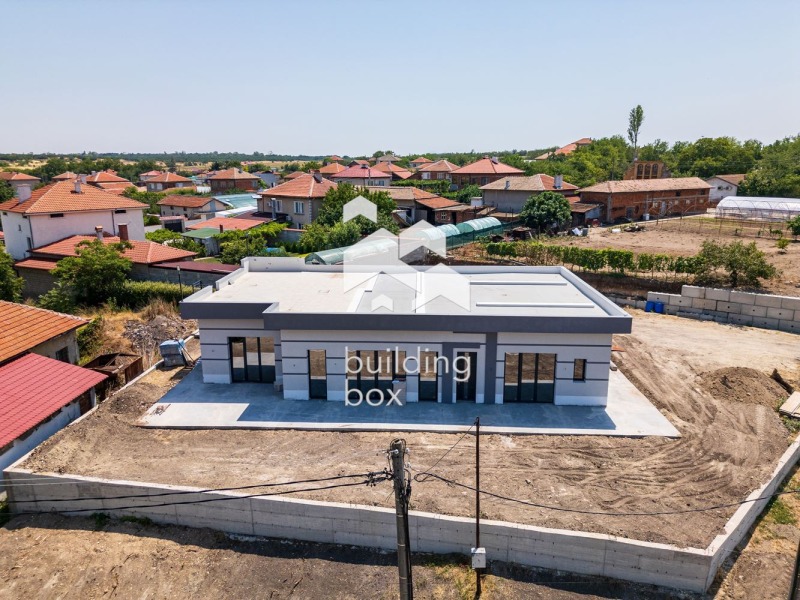 In vendita  Casa regione Plovdiv , Cheshnegirovo , 240 mq | 90682768