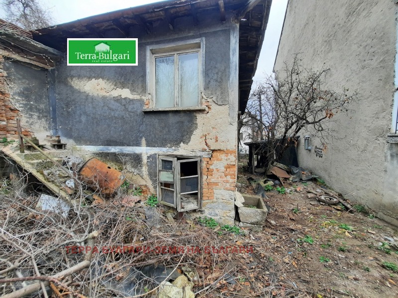 Продава  Парцел град Перник , Център , 455 кв.м | 50547796