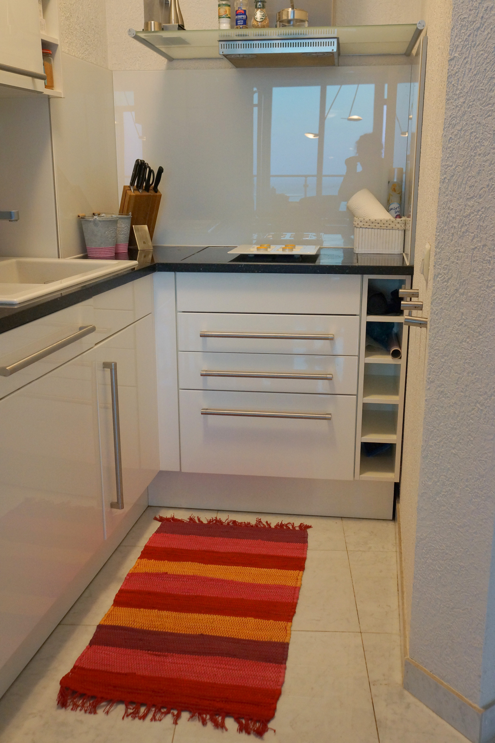 Продава 2-СТАЕН, гр. Бяла, област Варна, снимка 4 - Апартаменти - 54079516