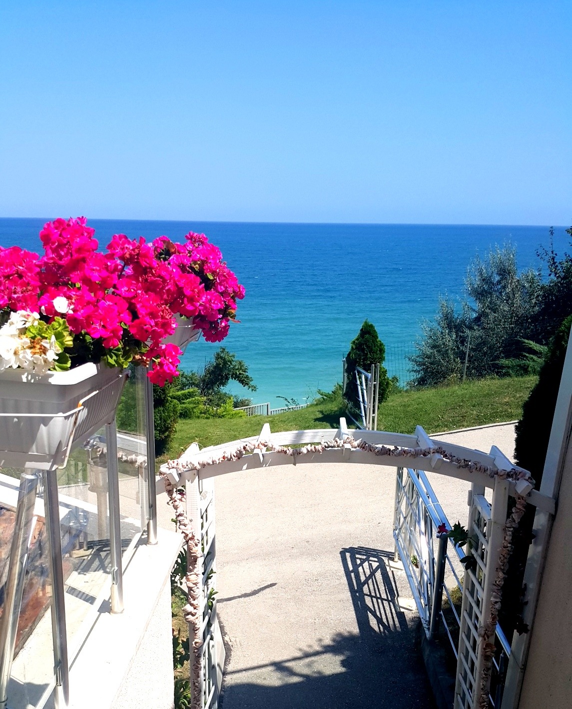 Продава 2-СТАЕН, гр. Бяла, област Варна, снимка 16 - Апартаменти - 54079516