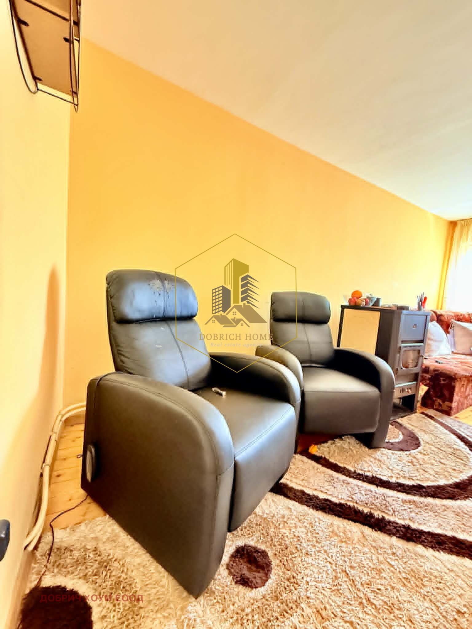 Продава КЪЩА, гр. Добрич, Център, снимка 2 - Къщи - 54848365