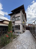 Продава ЕТАЖ ОТ КЪЩА, област Ловеч, гр. Троян • 100000 € • 16032981 2