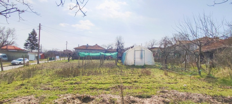 Продава КЪЩА в област Варна, с. Близнаци - 1364 кв.м / 145 900 € » 285 355.60 лв., ЕС ПРОПЪРТИС