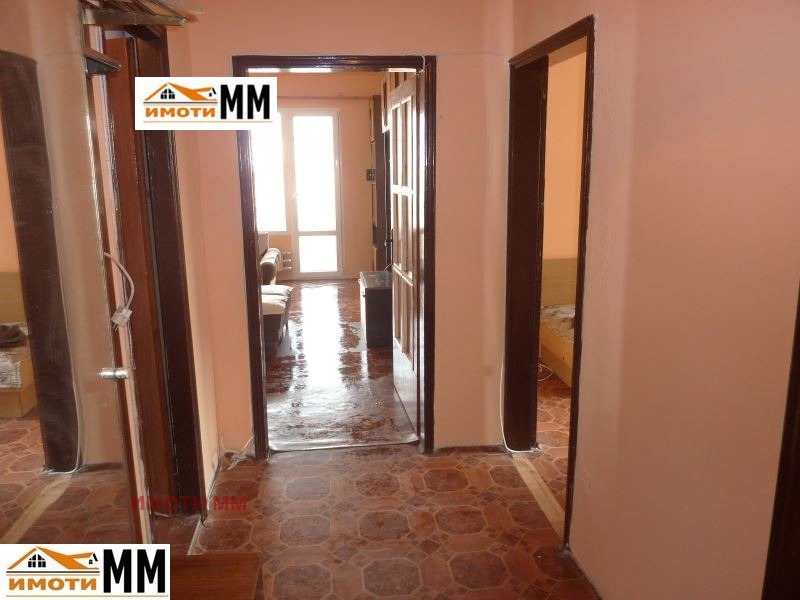 Продава 3-СТАЕН, гр. Пловдив, Гагарин, снимка 4 - Апартаменти - 53808357