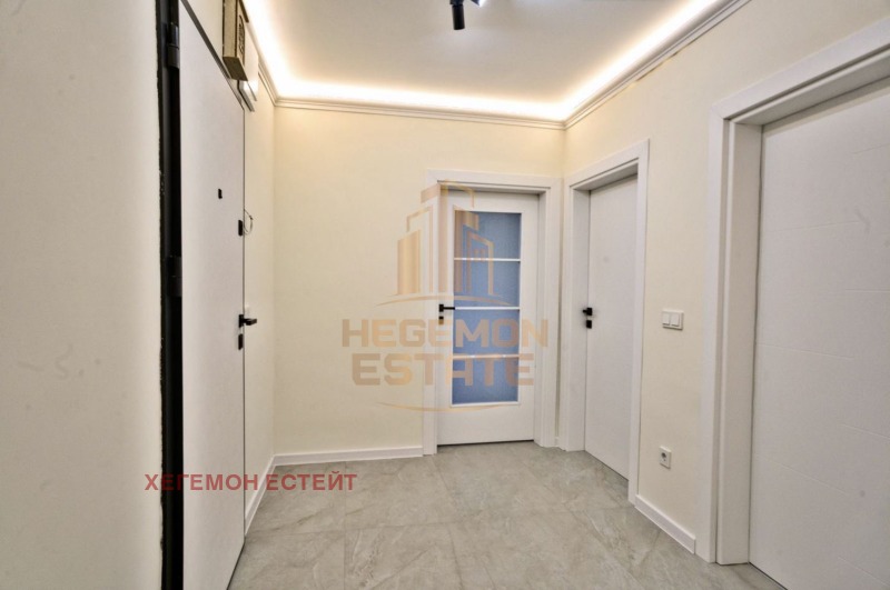 Продава  4-стаен град Варна , Център , 120 кв.м | 97099736