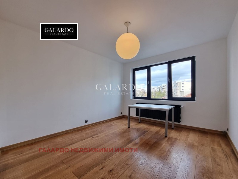 Продава 4-СТАЕН, гр. София, Стрелбище, снимка 5 - Апартаменти - 53255167