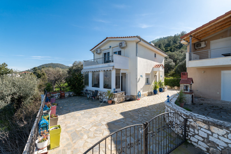 Продава КЪЩА, гр. Хасково, Център