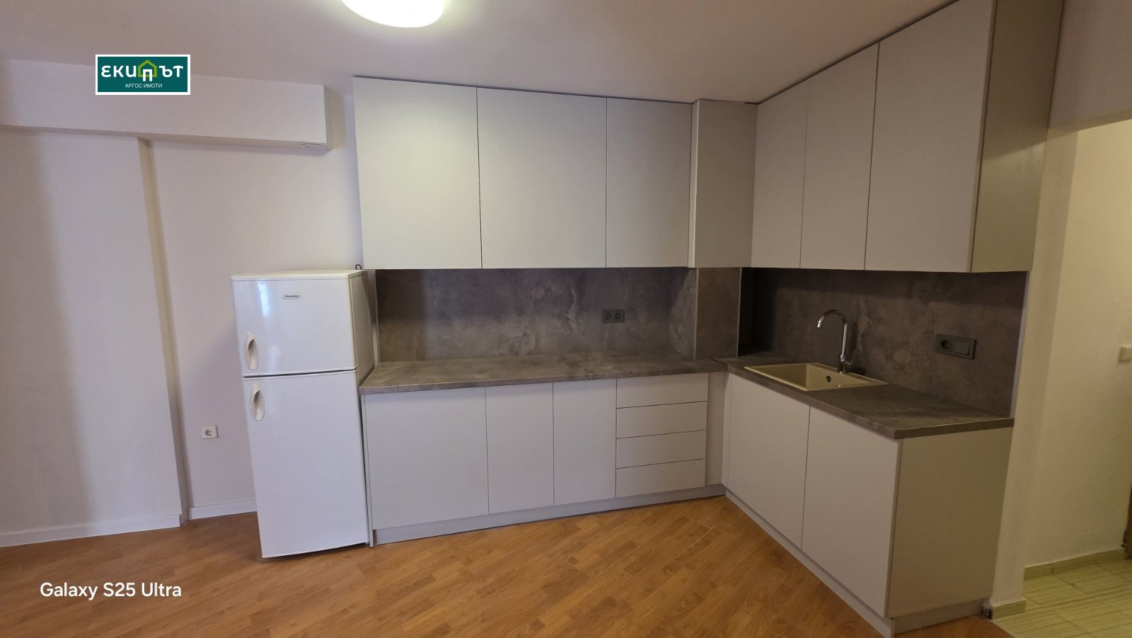 Продава 1-СТАЕН, гр. Варна, Бриз, снимка 3 - Апартаменти - 53854915