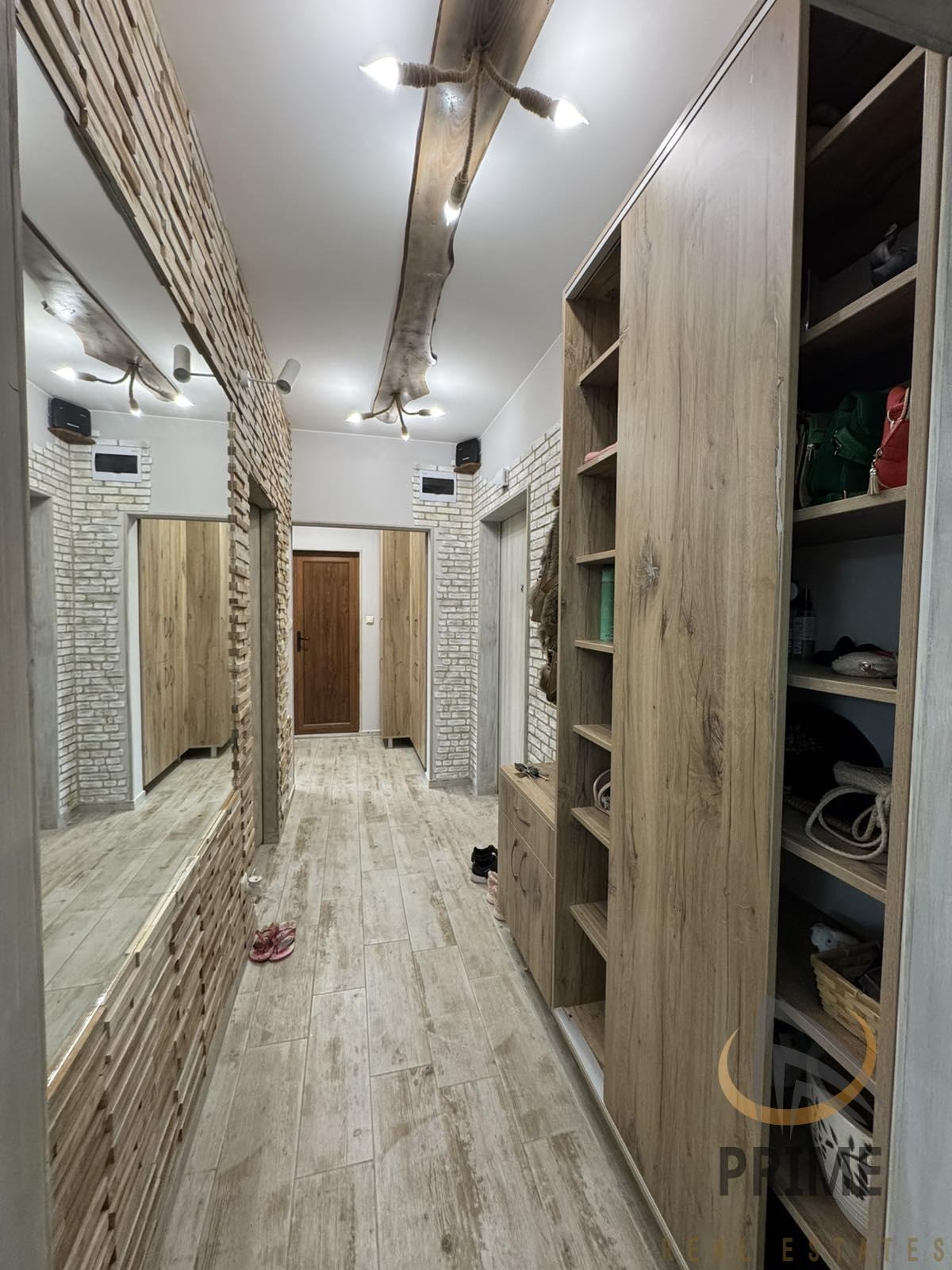 Продава 2-СТАЕН, гр. Бургас, Възраждане, снимка 5 - Апартаменти - 54215034